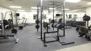 Que Pisos para Academia são ideais para ÁREAS DE PESO E EQUIPAMENTOS? Quais são indicados para espaços de GINÁSTICA, DANÇAS, etc.?